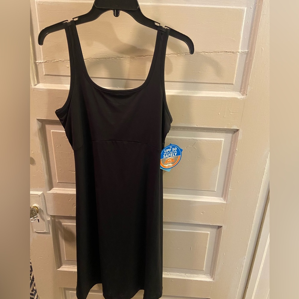 Columbia dress NWT